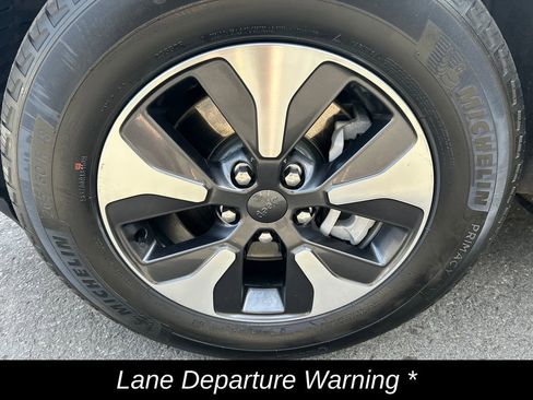 Used 2023 Jeep Grand Cherokee 4WD 4xe w/ Luxury Tech Group II image 12