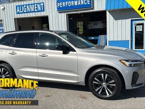 Used 2024 Volvo XC60 B5 Core AWD/4WD image 1