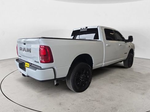 Used 2025 RAM 3500 Laramie AWD/4WD image 5