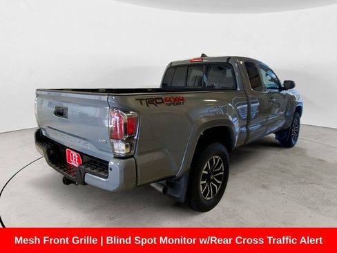 Used 2021 Toyota Tacoma TRD Sport image 6