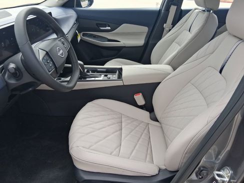 New 2026 Nissan Sentra SL w/ Floor Mat Package image 23
