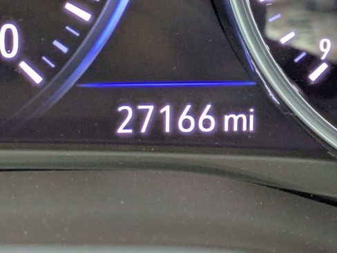 Used 2023 Buick Enclave Avenir FWD image 37