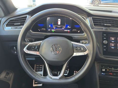 Certified 2023 Volkswagen Tiguan SE R-Line FWD image 19