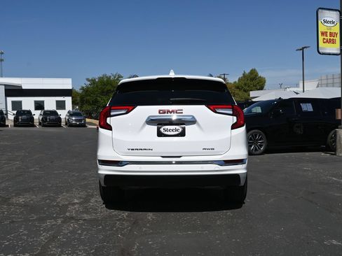 Used 2024 GMC Terrain Denali w/ Denali Premium Package AWD/4WD image 6