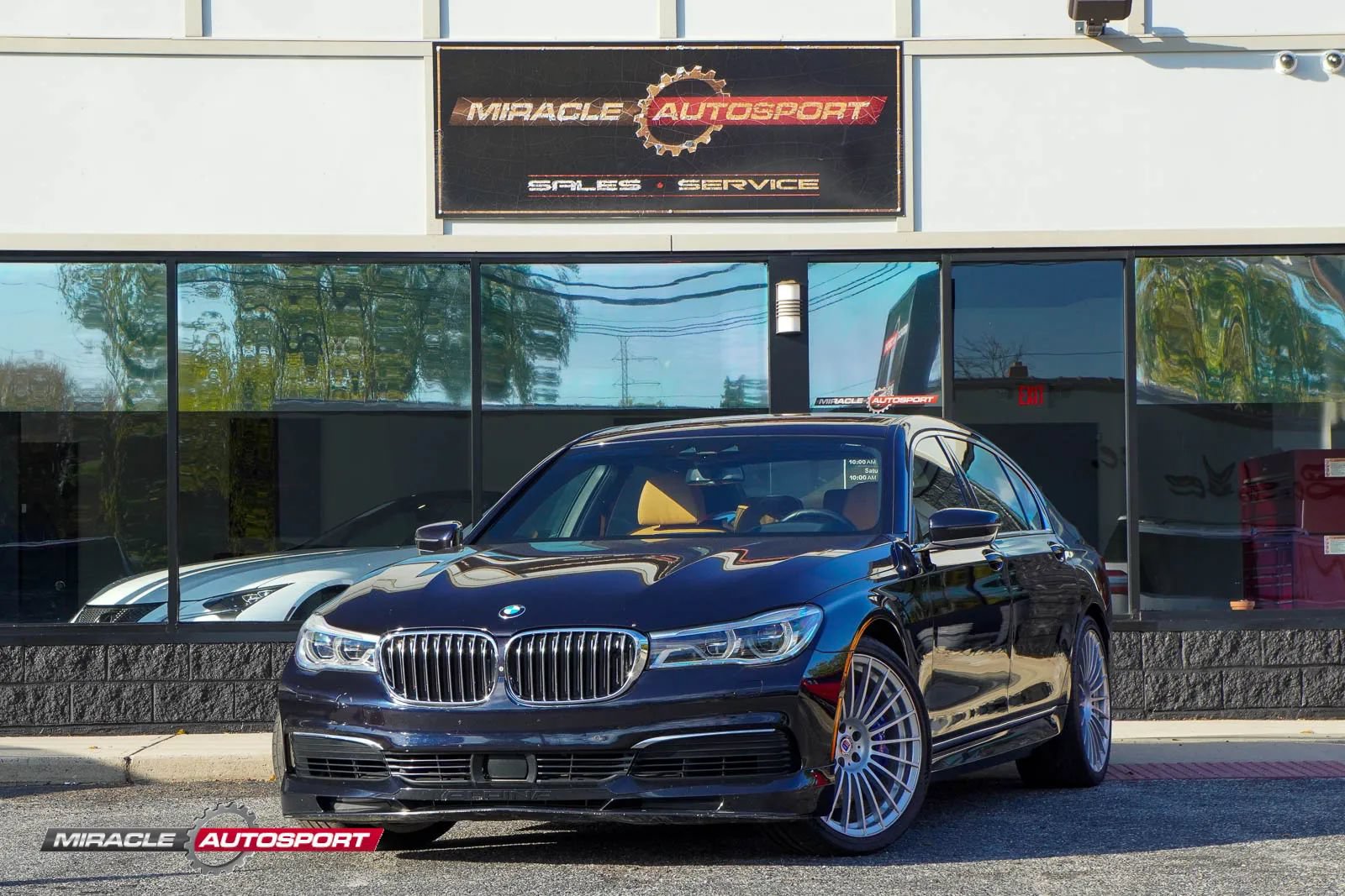 Used 2019 BMW ALPINA B7 xDrive w/ Luxury Rear Seating Package AWD/4WD image 1