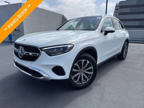 Used 2026 Mercedes-Benz GLC 300 image 1