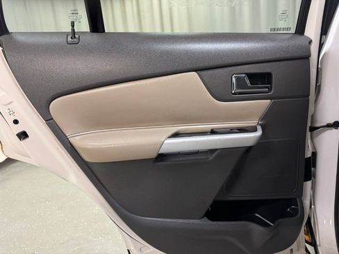 Used 2013 Ford Edge SEL AWD/4WD image 27