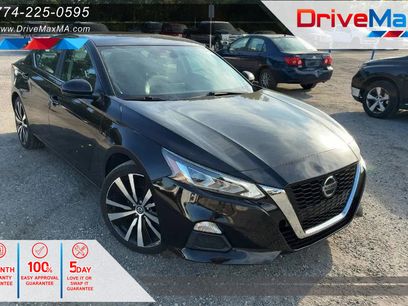 Used 2021 Nissan Altima 2.5 SR w/ SR Premium Package