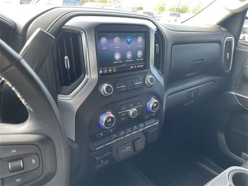 Used 2020 GMC Sierra 1500 SLE w/ SLE Value Package image 22