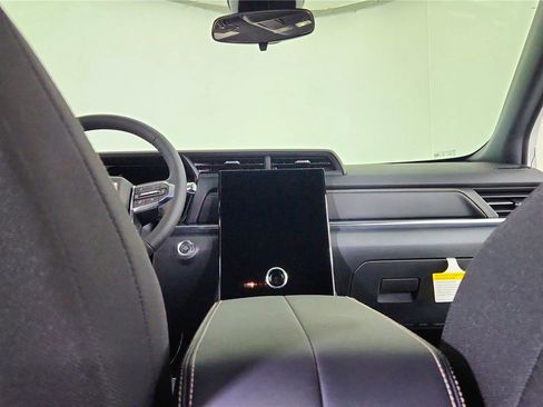 Used 2026 GMC Terrain Elevation image 29