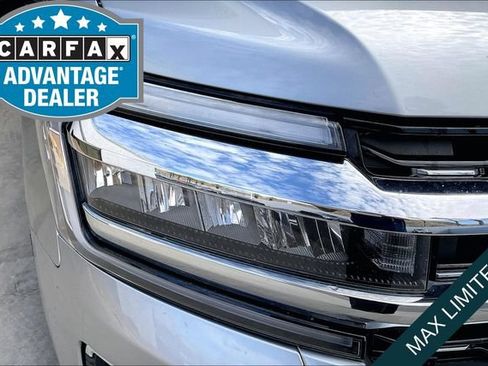 Used 2024 Ford Expedition Max Limited AWD/4WD image 27