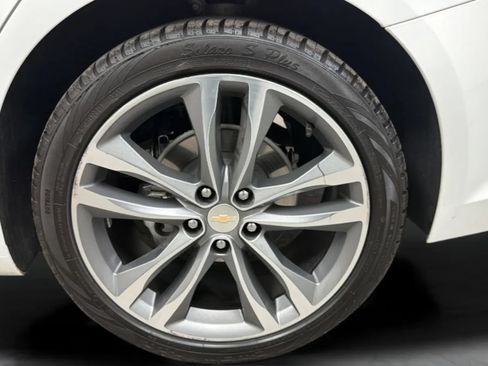 Used 2022 Chevrolet Malibu LT FWD image 26