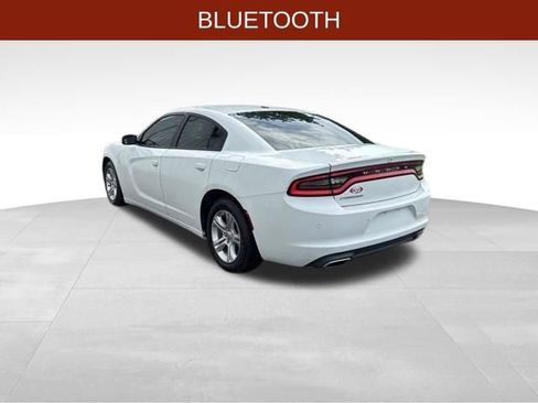 Used 2019 Dodge Charger SXT RWD image 5