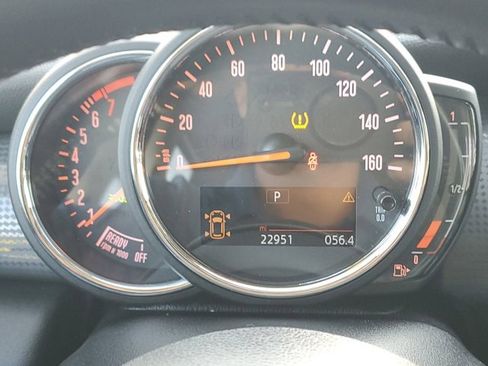 Used 2018 MINI Cooper 4-Door Hardtop image 22