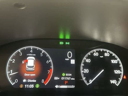 Used 2025 Honda HR-V Sport image 16