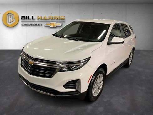 Used 2022 Chevrolet Equinox LT image 1