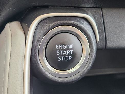 Used 2025 Toyota Grand Highlander Platinum image 14