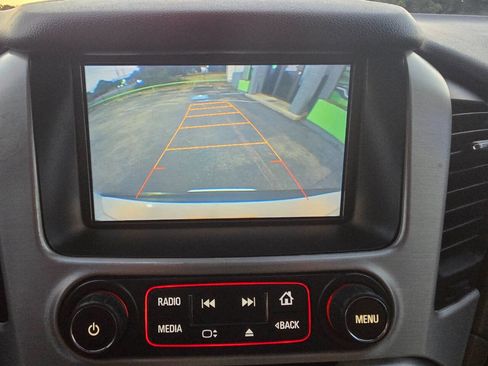 Used 2015 GMC Yukon SLT w/ HD Trailering Package image 32