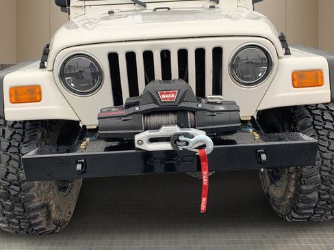 Used 2005 Jeep Wrangler Unlimited Rubicon AWD/4WD image 9