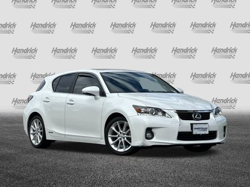 Used 2013 Lexus CT 200h image 2