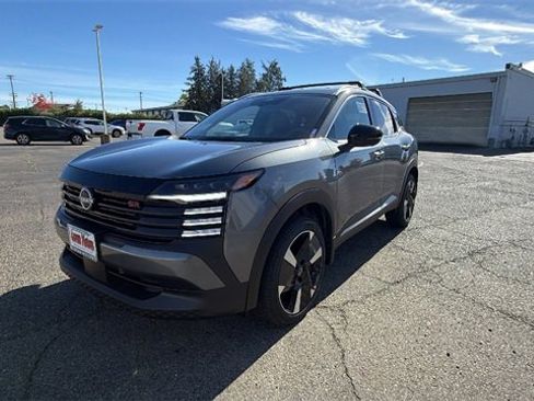 New 2026 Nissan Kicks SR w/ Cold Weather Package image 1