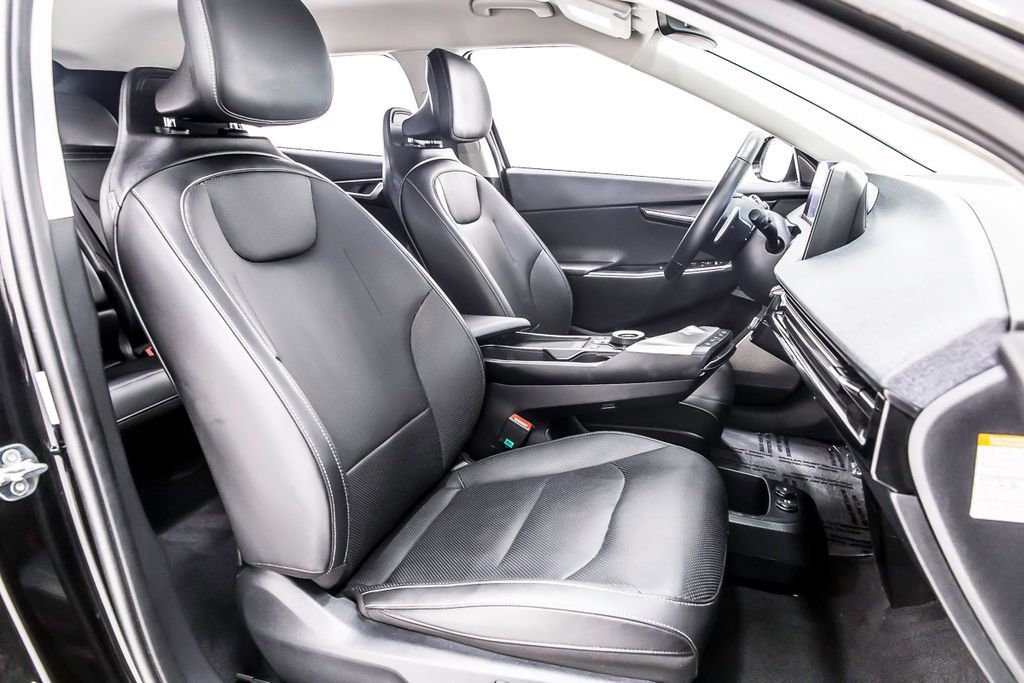 Used 2023 Kia EV6 Wind AWD/4WD image 33