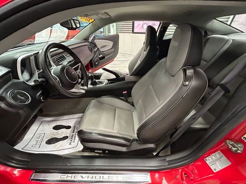 Used 2010 Chevrolet Camaro SS w/ LPO, Ground Effects Package image 39