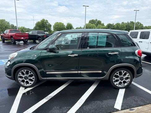 Used 2014 FIAT 500L Trekking w/ Popular Equipment Group FWD image 4
