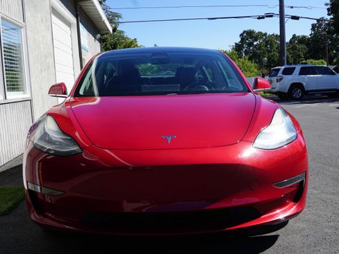 Used 2018 Tesla Model 3 Mid Range RWD image 6