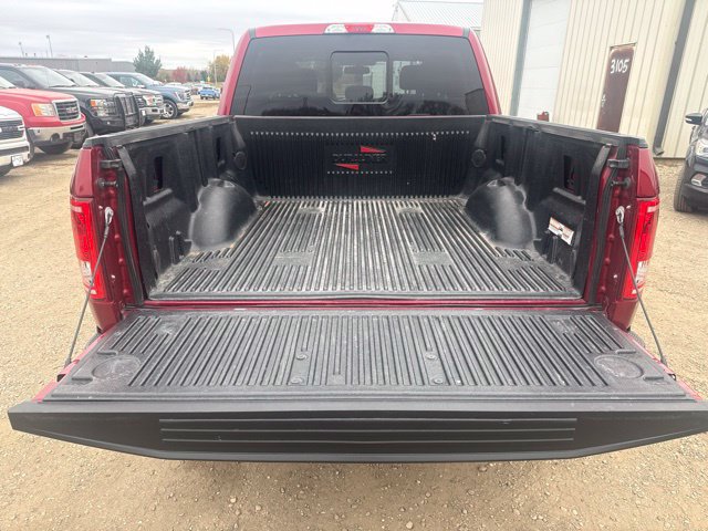 Used 2016 Ford F150 XLT w/ Equipment Group 302A Luxury AWD/4WD image 17