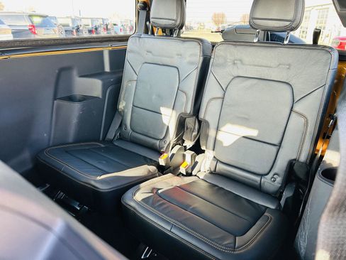 Used 2021 Ford Bronco Badlands image 27