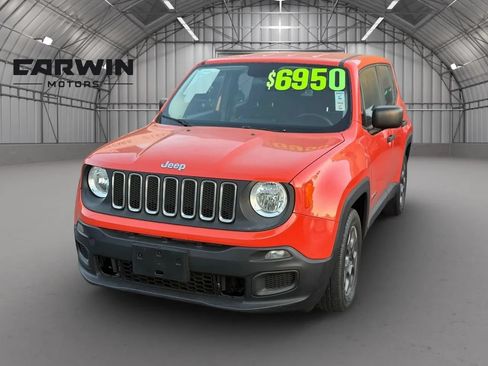 Used 2015 Jeep Renegade Sport w/ Power & Air Group FWD image 2