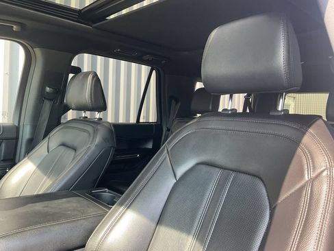 Used 2021 Ford Expedition Max Limited AWD/4WD image 11