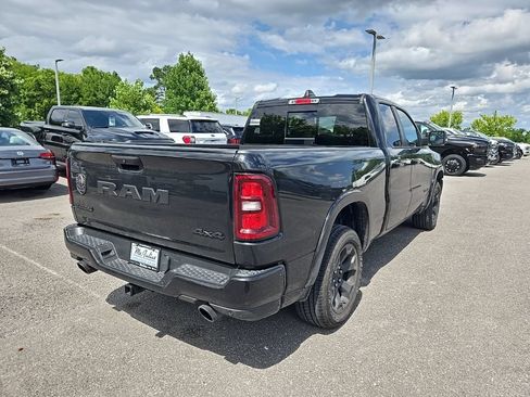 Used 2025 RAM 1500 Big Horn AWD/4WD image 6