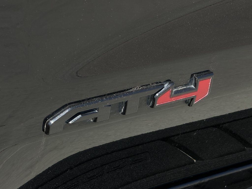 Used 2021 GMC Sierra 1500 AT4 w/ AT4 Premium Package AWD/4WD image 12