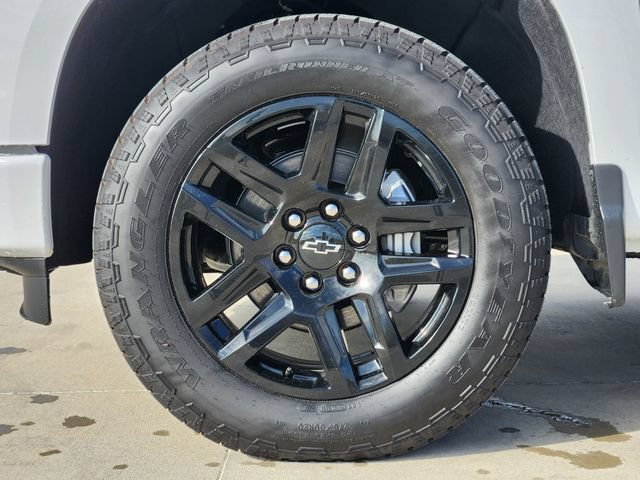 New 2025 Chevrolet Silverado 1500 RST w/ Convenience Package II AWD/4WD image 9