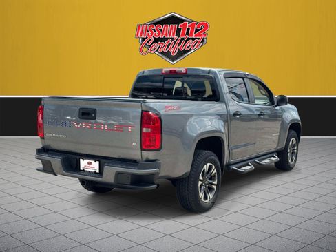 Used 2022 Chevrolet Colorado Z71 AWD/4WD image 8