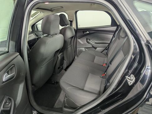 Used 2017 Ford Focus SE image 23