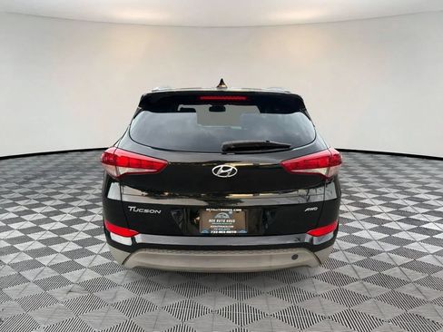 Used 2017 Hyundai Tucson SE Plus AWD/4WD image 6