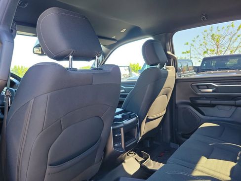 Used 2019 RAM 1500 Big Horn AWD/4WD image 14