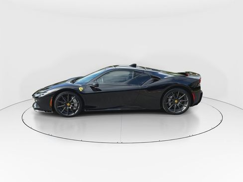 Used 2021 Ferrari SF90 Stradale AWD/4WD image 5