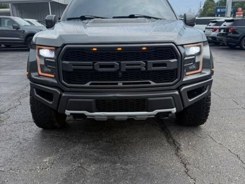 Used 2018 Ford F150 Raptor w/ Equipment Group 802A Luxury AWD/4WD image 2