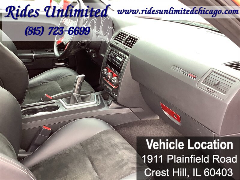 Used 2010 Dodge Challenger SRT8 w/ SRT Option Group II RWD image 27
