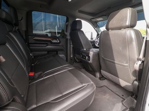 Used 2024 GMC Sierra 3500 Denali w/ Denali Reserve Package image 24