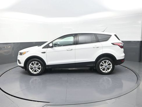 Used 2017 Ford Escape SE AWD/4WD image 6