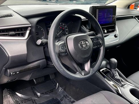 Used 2024 Toyota Corolla LE FWD image 13