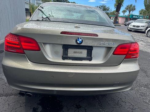 Used 2011 BMW 328i Convertible image 16