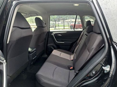 Certified 2025 Toyota RAV4 XLE AWD/4WD image 6