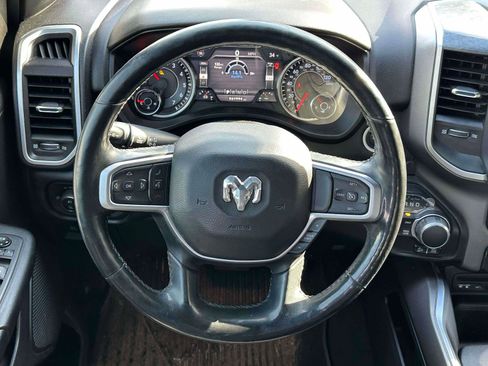 Used 2019 RAM 1500 Big Horn image 12