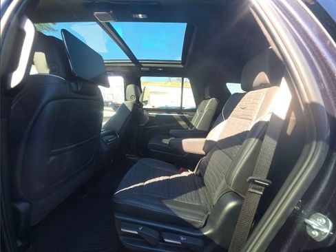 Used 2025 Cadillac Escalade Sport Platinum w/ LPO, Floor Liner Package image 10